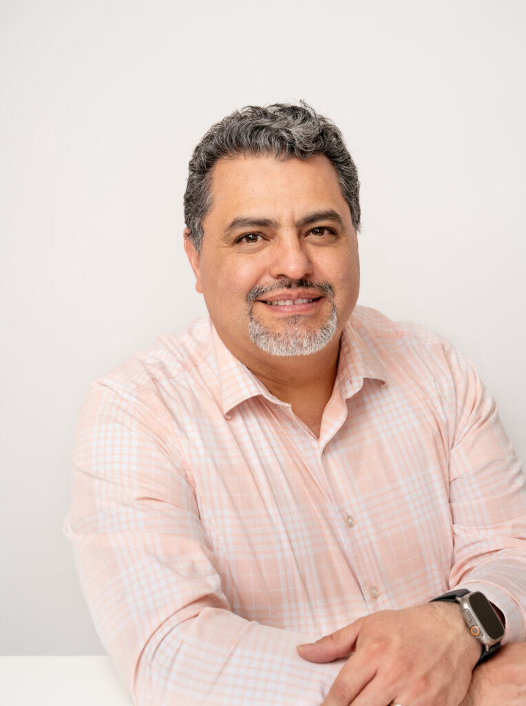 Pastor Julio